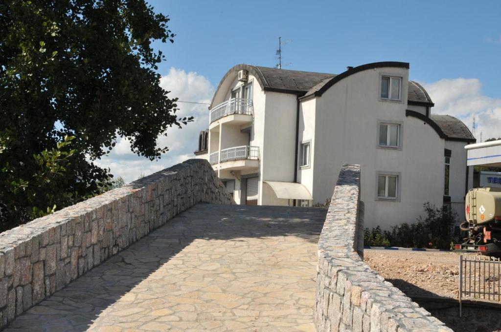 Hotel Terex Naselje Starosjedilaca Kültér fotó